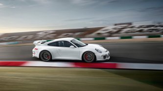 В этом году компания Porsche два раза отзывала свои автомобили из-за проблем с двигателем